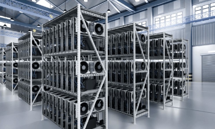 Биткоин-майнеры резко отступают, поскольку BTC откатывается от недавних максимумов