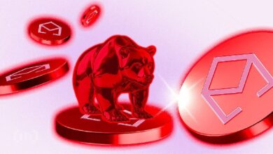 Биткоин закрепился ниже 2 000: аналитики спорят о смене тренда